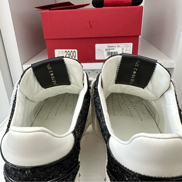 EUC Valentino Garavani Glitter Rockstud Lace Up Sneakers BLACK 37.5 FLY CREW - Picture 4 of 13